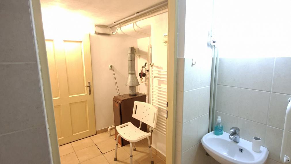 RD s hospodárskou budovou a garážou, Jablonov nad Turňou