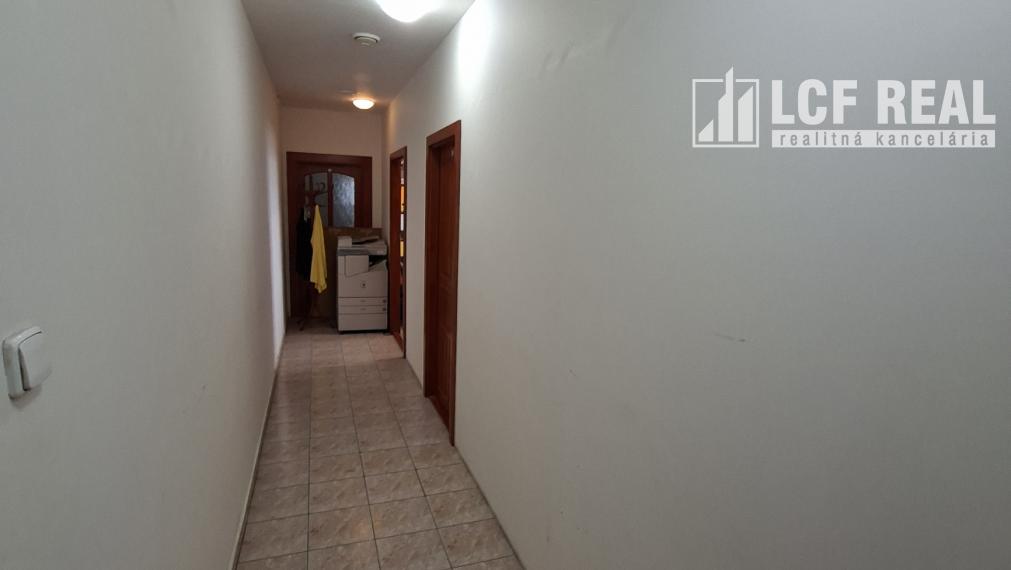 Prenájom kancelár. priestorov, ul. Oslobodenia, Košice-Barca