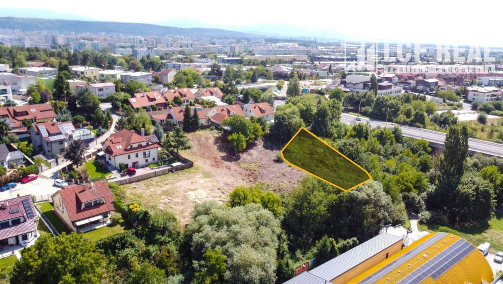 Pozemok o výmere 1 130 m2, Košice - Západ