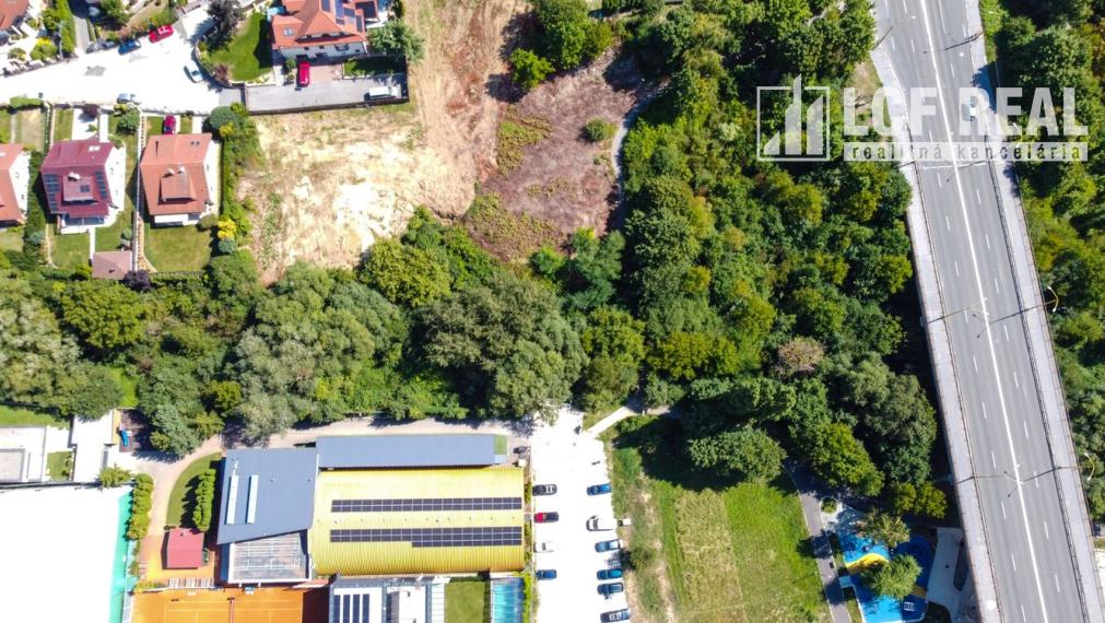 Pozemok o výmere 1 130 m2, Košice - Západ