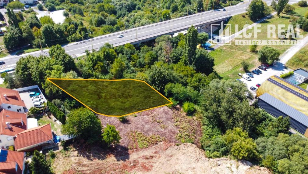 Pozemok o výmere 1 130 m2, Košice - Západ