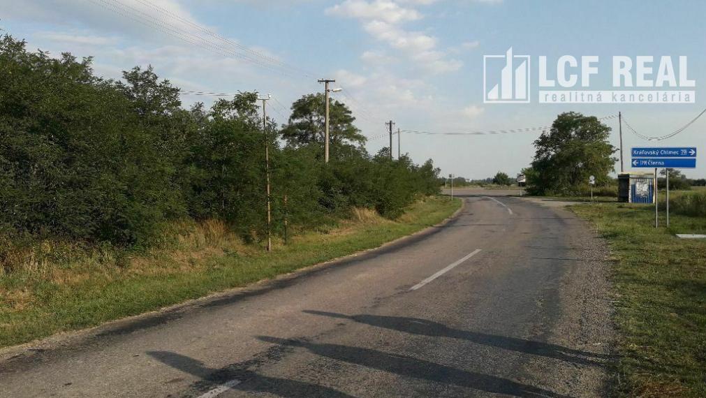 Veľký stavebný pozemok 3501 m2, Bačka