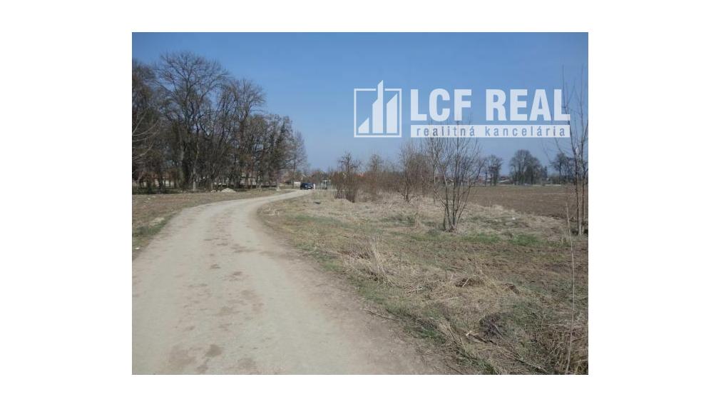 Predaj ornej pôdy s výmerou 40 869m2, Tornaľa - Starňa