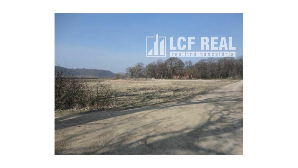 Stavebné pozemky s výmerou 8 714m2, Tornaľa - Starňa