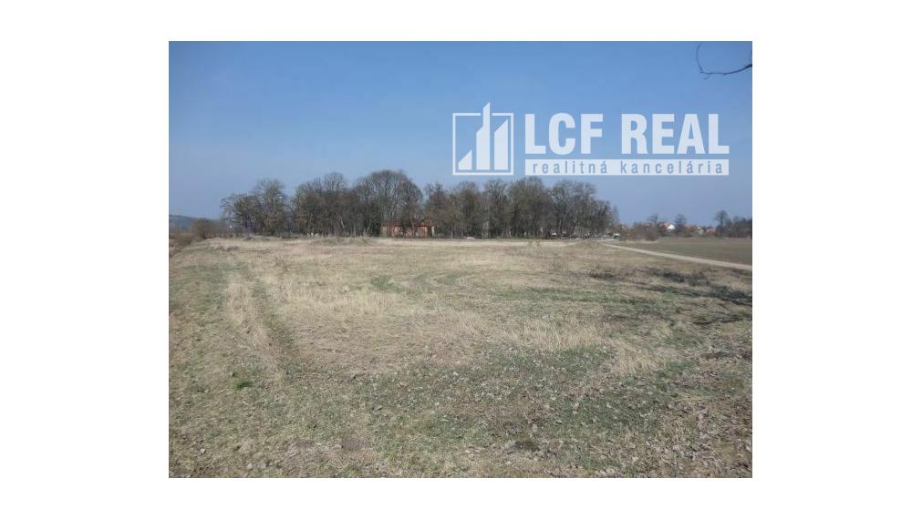 Stavebné pozemky s výmerou 8 714m2, Tornaľa - Starňa