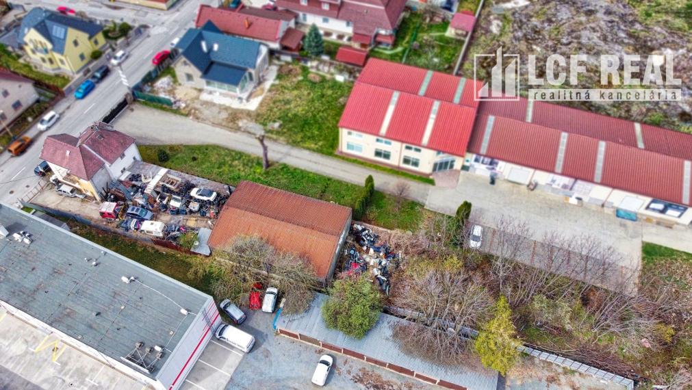 RODINNÝ DOM s HALOU a VEĽKÝM POZEMKOM, KOŠICE – SEVER