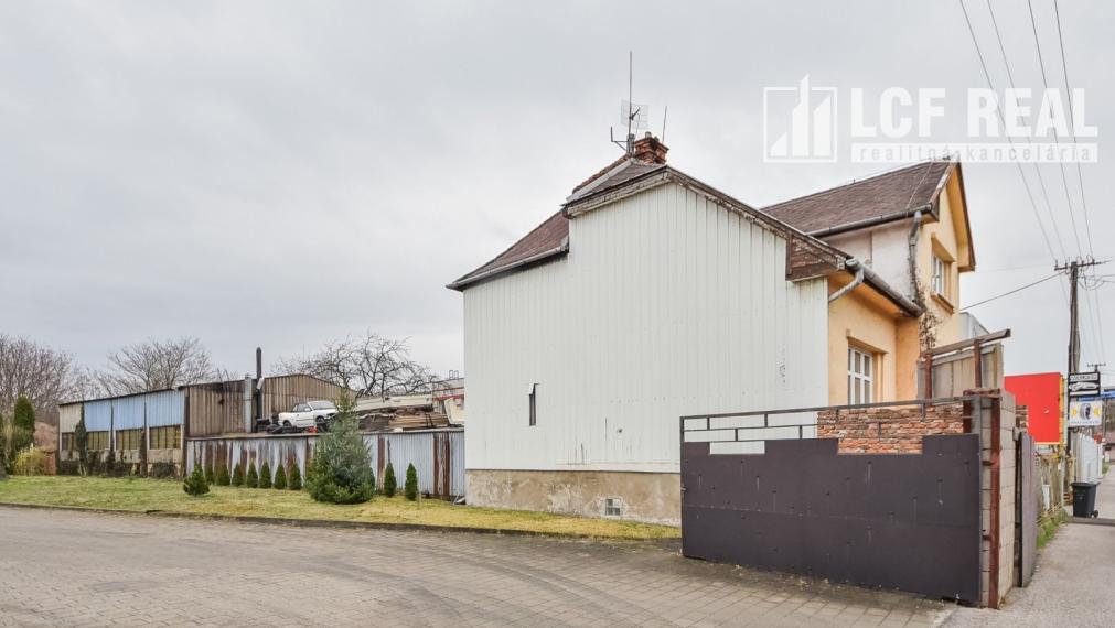 RODINNÝ DOM s HALOU a VEĽKÝM POZEMKOM, KOŠICE – SEVER