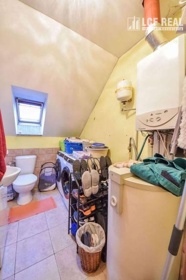 RODINNÝ DOM S VEĽKÝM POZEMKOM, UL. HLAVNÁ, VALALIKY