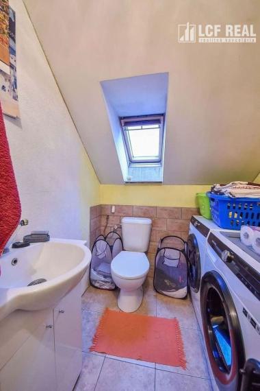 RODINNÝ DOM S VEĽKÝM POZEMKOM, UL. HLAVNÁ, VALALIKY