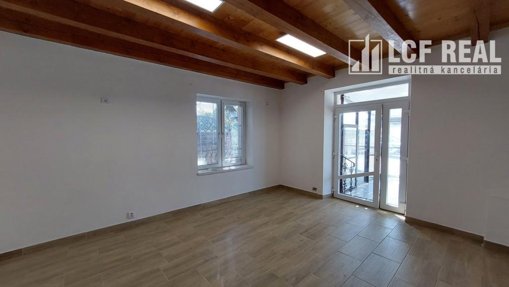 OBCHODNÉ PRIESTORY, UL. PREŠOVSKÁ CESTA, KOŠICE-FURČA