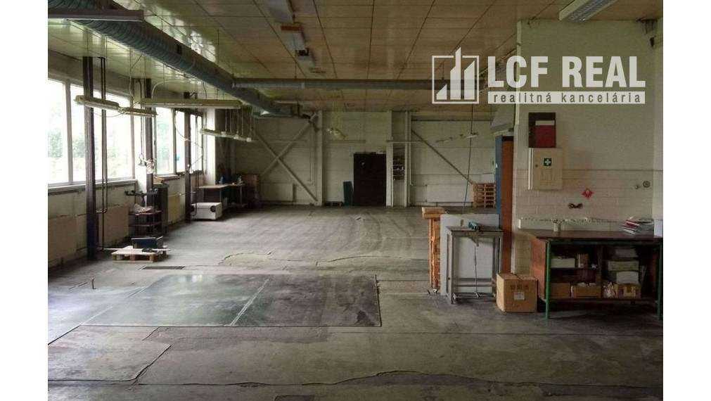 Predaj výrobno-skladovej budovy, Areál U.S. Steel Košice