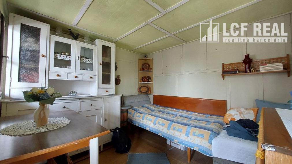 RODIACA ZÁHRADA S PEKNÝM VÝHĽADOM, KOŠICKÁ NOVÁ VES