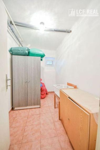 PENZIÓN S BUDOVAMI A VEĽKÝM POZEMKOM, SOMOTOR