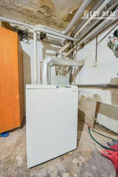 PENZIÓN S BUDOVAMI A VEĽKÝM POZEMKOM, SOMOTOR