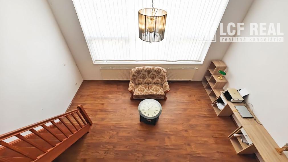 3-IZB. VEĽKÝ LOFTOVÝ BYT S GALÉRIOU, KOŠICE - MYSLAVA