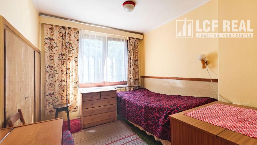 RD s GARÁŽOU a SKLADOM, KOŠICE-VYŠNÉ OPÁTSKE