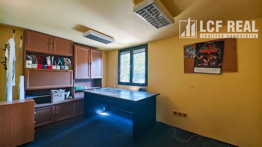 RD s GARÁŽOU a SKLADOM, KOŠICE-VYŠNÉ OPÁTSKE