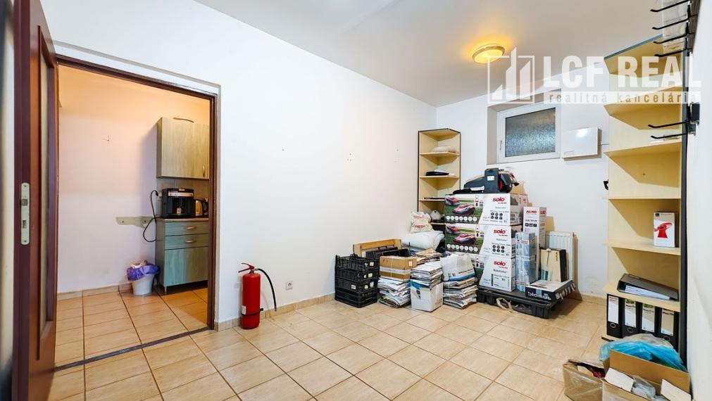 KANCELÁRSKE PRIESTORY 72m2, ul. MYSLAVSKÁ, KOŠICE-MYSLAVA