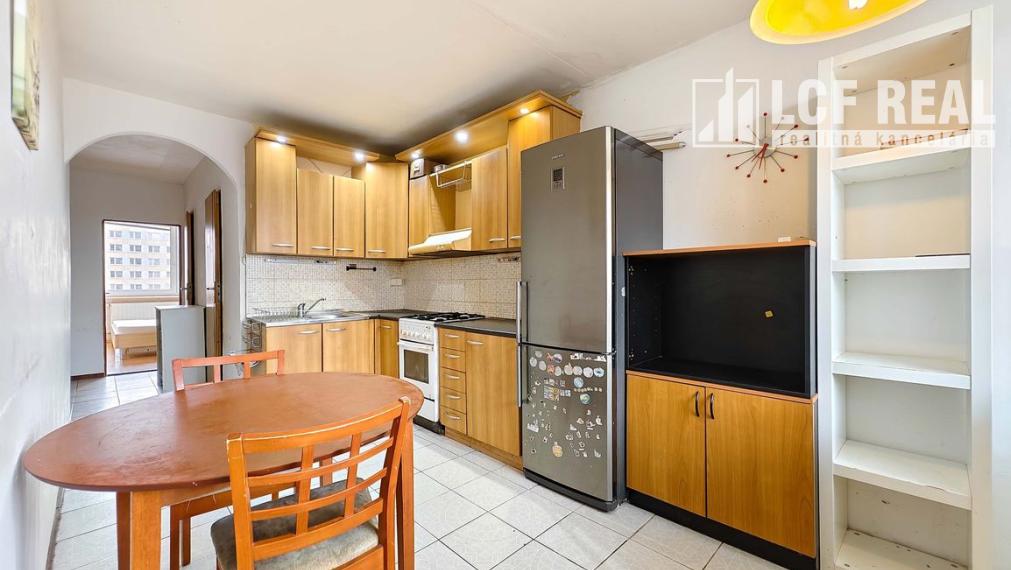 3-IZB. BYT s LOGGIOU, ADLEROVA ul., KOŠICE-FURČA