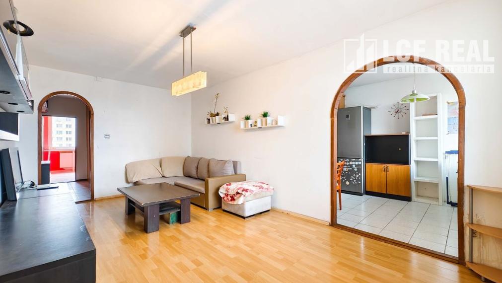 3-IZB. BYT s LOGGIOU, ADLEROVA ul., KOŠICE-FURČA