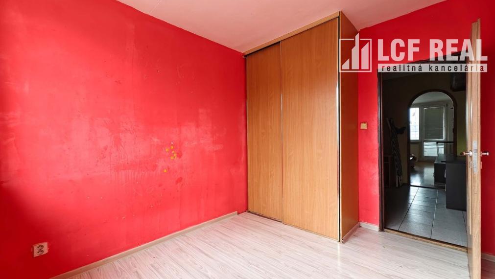 3-IZB. BYT s LOGGIOU, ADLEROVA ul., KOŠICE-FURČA