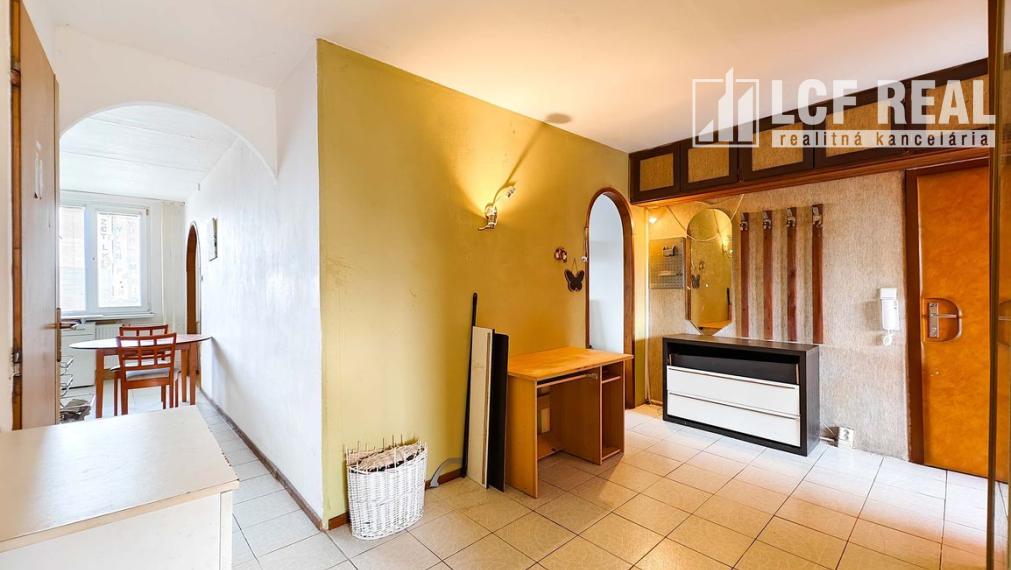 3-IZB. BYT s LOGGIOU, ADLEROVA ul., KOŠICE-FURČA