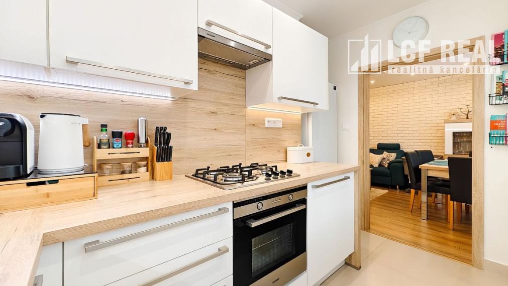 3-IZB. BYT PO KOMPL. REKONŠTR. s LOGGIOU, KOŠICE-ZÁPAD