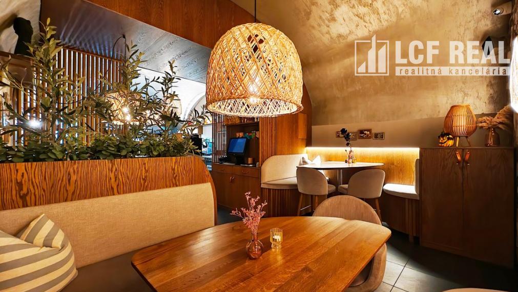 Luxusná zabehnutá kaviareň ul. Hlavná, Košice - Staré Mesto 