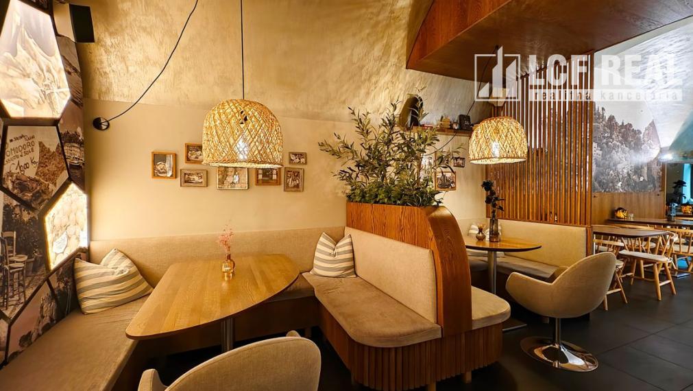 Luxusná zabehnutá kaviareň ul. Hlavná, Košice - Staré Mesto 