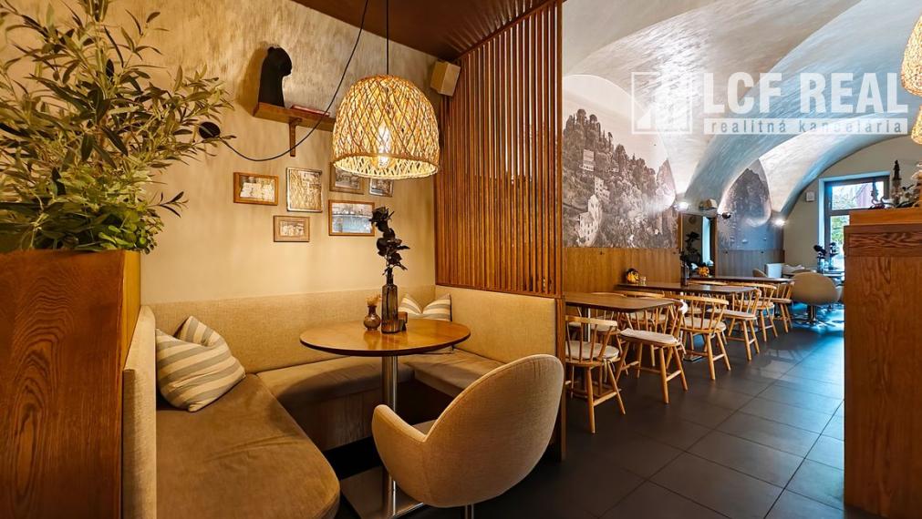 Luxusná zabehnutá kaviareň ul. Hlavná, Košice - Staré Mesto 