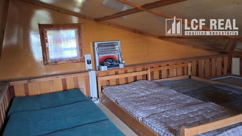 RODIACA ZÁHRADA S MUROVANOU CHATOU, KOŠICE - ŠACA 