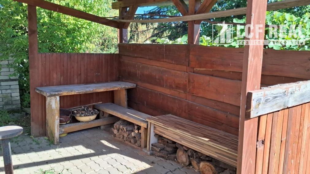 RODIACA ZÁHRADA S MUROVANOU CHATOU, KOŠICE - ŠACA 