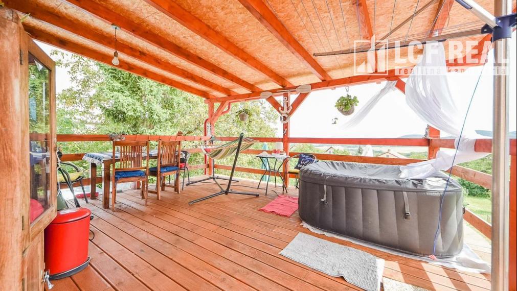 Novostavba RD s terasou a dielňou s krásnym výhľadom, Slanec