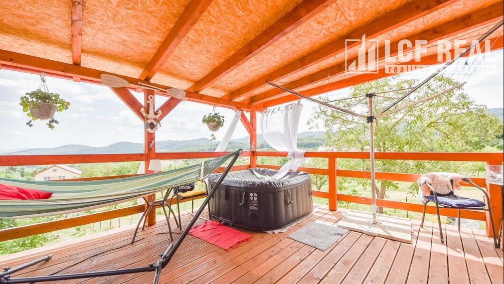 Novostavba RD s terasou a dielňou s krásnym výhľadom, Slanec