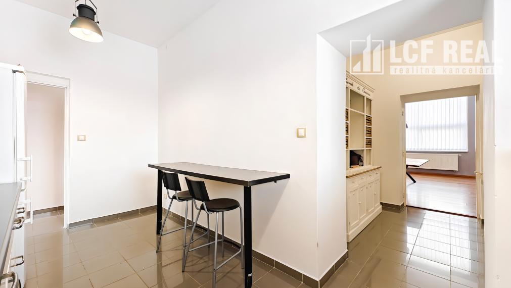 Predaj nadštandardného polyfunkčného areálu, Košice – Myslava