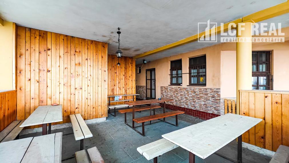 Na predaj polyfunkčná budova na podnikanie, Košice-Pereš