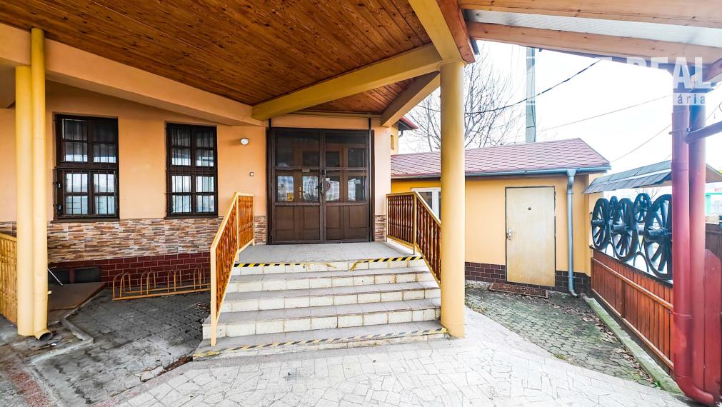 Na predaj polyfunkčná budova na podnikanie, Košice-Pereš