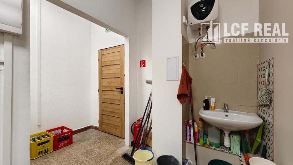 Odstúpenie kaviarne so zaujímavou koncepciou, Košice – Furča