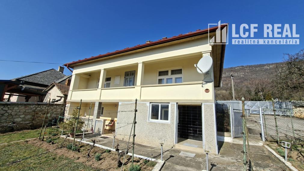 RD s hospodárskou budovou a garážou, Jablonov nad Turňou