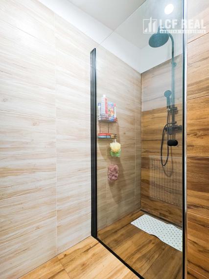 RD po kompletnej rekonštrukcii v lone prírody, Žakarovce