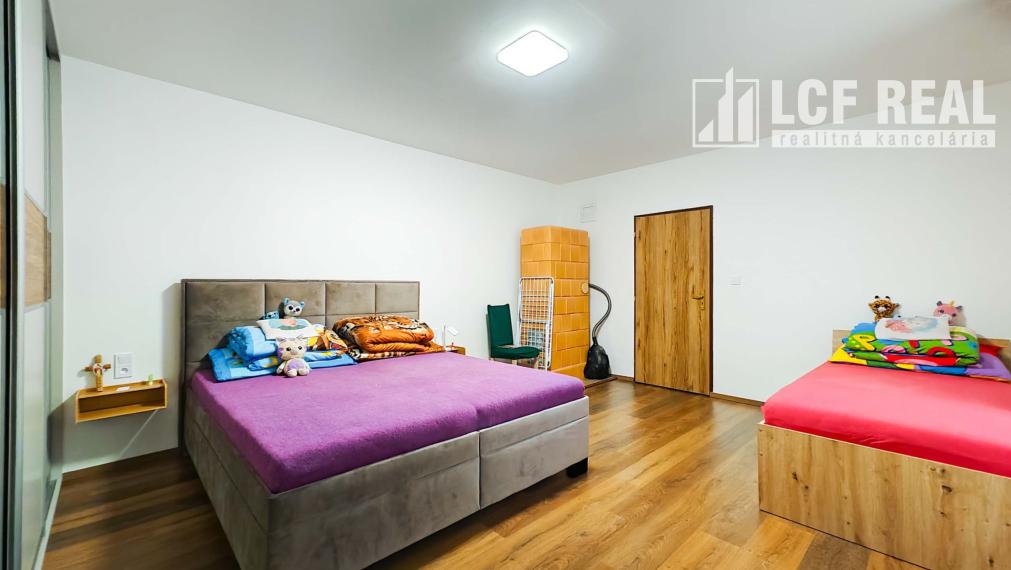 RD po kompletnej rekonštrukcii v lone prírody, Žakarovce