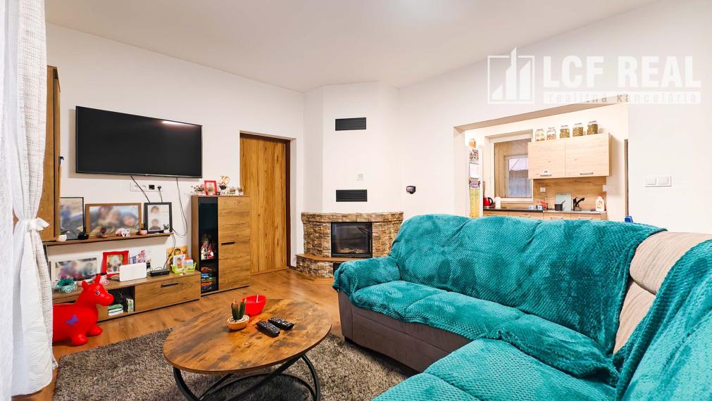 RD po kompletnej rekonštrukcii v lone prírody, Žakarovce