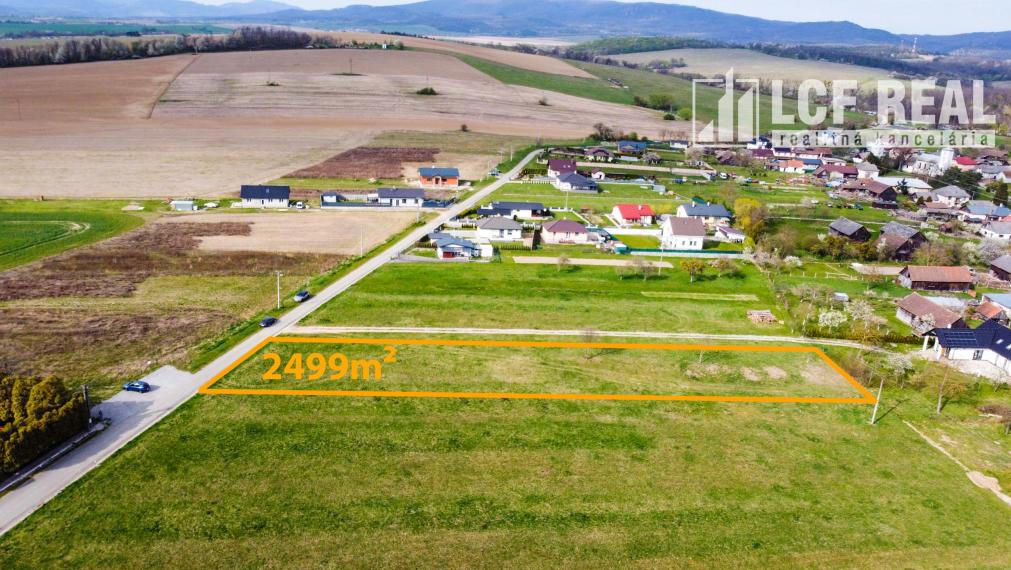 Ponúkame na predaj dva stavebné pozemky 625 m², Čakanovce