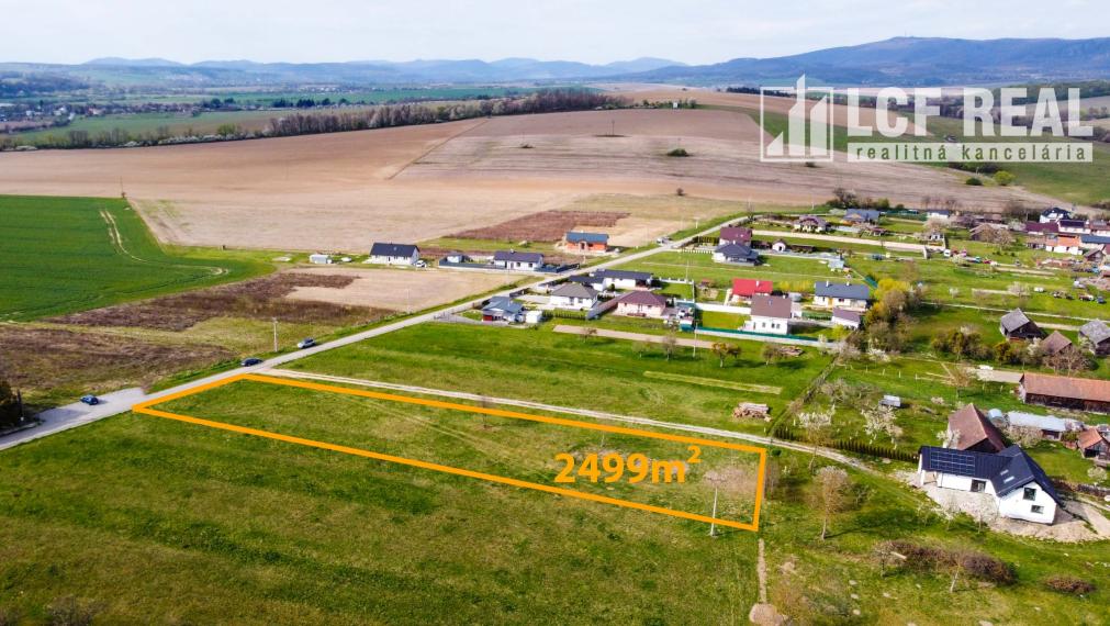 Ponúkame na predaj dva stavebné pozemky 625 m², Čakanovce