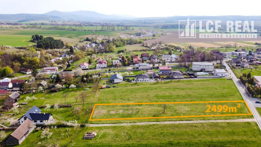 Ponúkame na predaj dva stavebné pozemky 625 m², Čakanovce