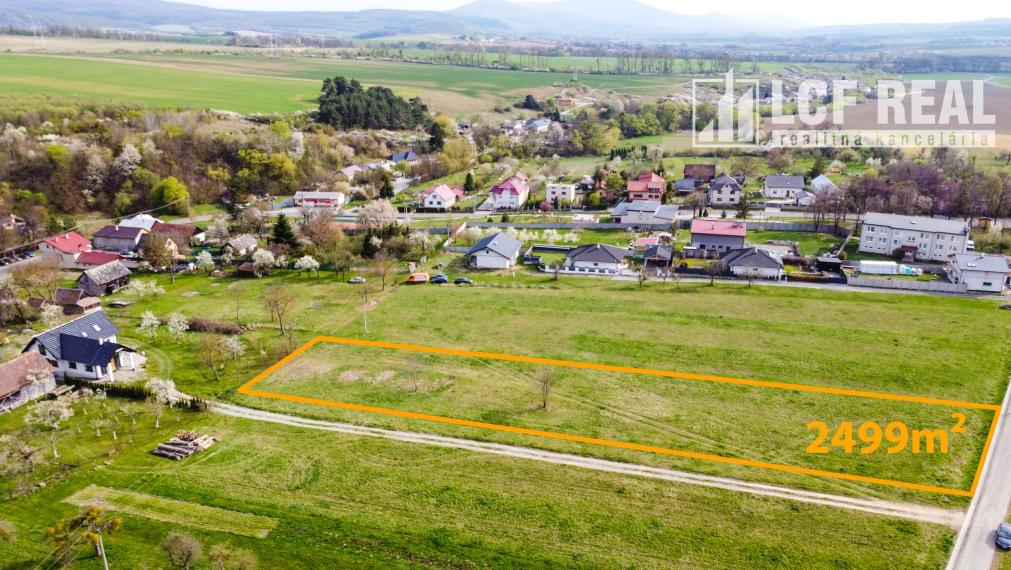 Ponúkame na predaj dva stavebné pozemky 625 m², Čakanovce