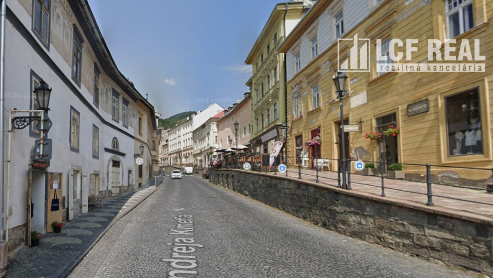 Podkrovný dizajnový apartmán s Top výhľadom, Banská Štiavnica