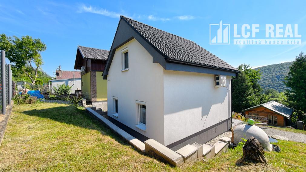NOVOSTAVBA Celoročnej murovanej chaty, Košice-Ťahanovce