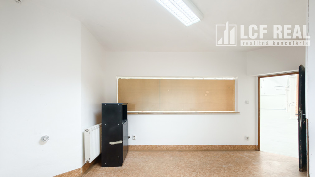Prenájom skladovo-výrobný priestor výmera 800 m², Košice–Juh