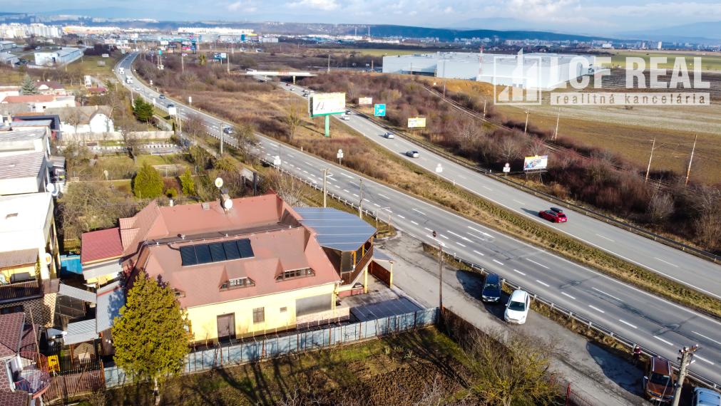 Prenájom polyfunkčnej budovy na podnikanie, Košice - Pereš